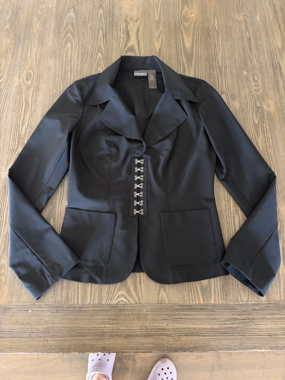 Black Bisou Women’s Hook-Front Blazer Jacket